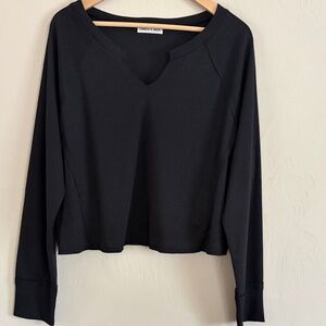 Charlotte Avery Black Long-Sleeve V-Notch Top. Never Worn! New without Tags!